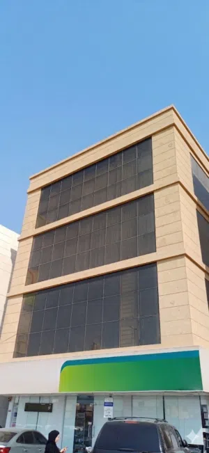 للبيع بنايه تجاره بمنطقة العاليه فرص لا تعوض
