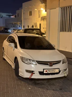 السيارة نظيفة جدا