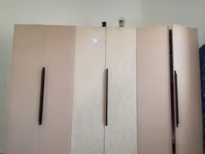 دولاب شبه جديد تصميم تبارك الله