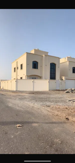 منزل فرصه طابقين بنا وتصميم فوق ممتاز