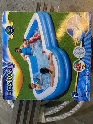 مسابح بيست واي (Bestway) النفخ تتنوع بشكل كبير، بأبعاد 3.05m*2.74m*46cm وبمواصفات عامة عالمية