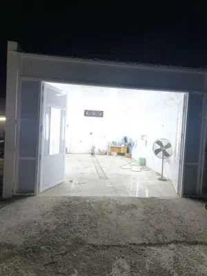 جراج للبيع بكامل معداته