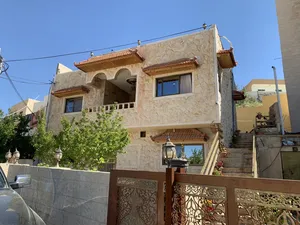 180 m2 3 Bedrooms Apartments for Rent in Ma'an Wadi Musa