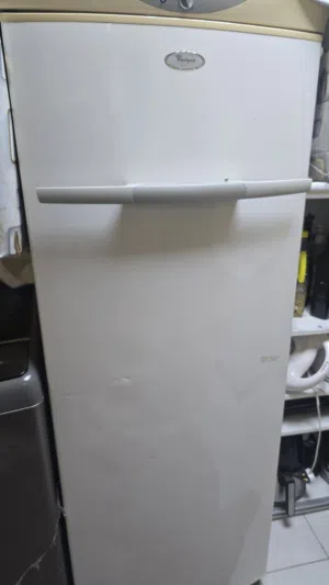 الثلاجة ومجمد ممتازين