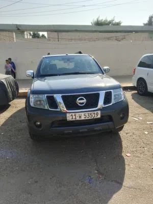 نيسان وباتفندر 2012 فول مواصفات  بدون حادث اضرار بسيطه