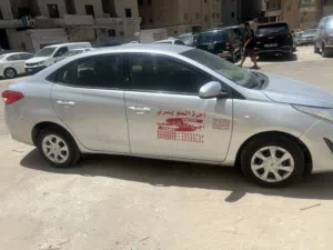 تويوتا يارس 2019 سوداء فاخرة مع مواصفات خليجية وديزل أصلي المكينةواتساب الكبيرة