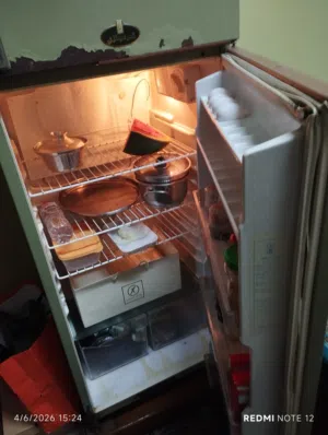 ثلاجه كريازي 12 قدم 2باب للبيع