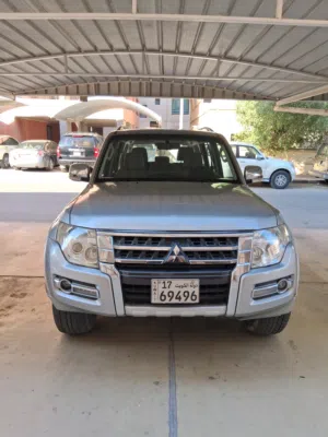 Used Mitsubishi Pajero in Hawally
