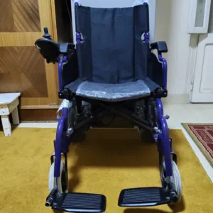 كرسى متحرك كهربائي مستورد للبيع