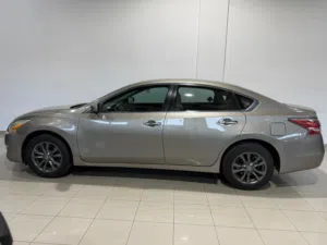 Nissan Altima S