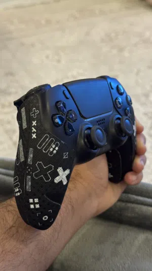 للبيع يدة سوني 5