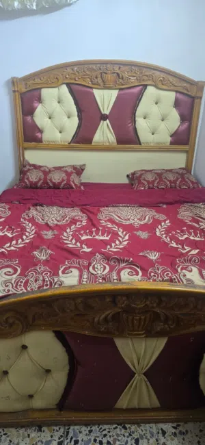 سرير غرفه نوم