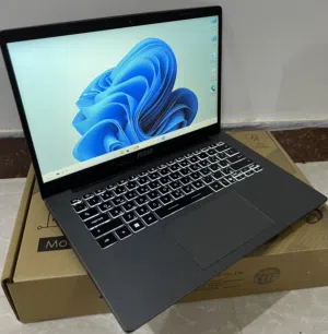 لابتوب i7 جيل 13 استخدام شخصي مع كرتون الوكاله وشاحن الأصلي للبيع  تم شراءه ب 6300