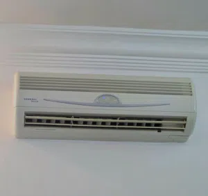 General 0 - 1 Ton AC in Tripoli