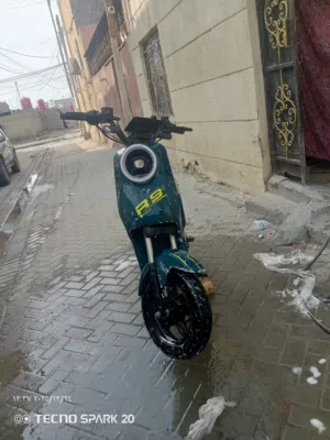 سلام عليكم دراجه للبيع نضيفه موديل 2024