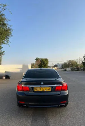 BMW 740Li 2011 بدون حوادث نظيف