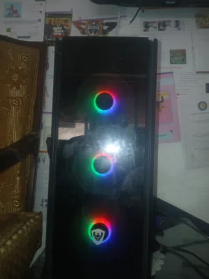 جهاز PC للبيع مع جميع اسلاكه للبيع بسعر حرق مع ماوس و كيبورد بس ب 140