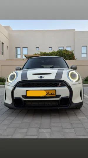 Used MINI Coupe in Muscat