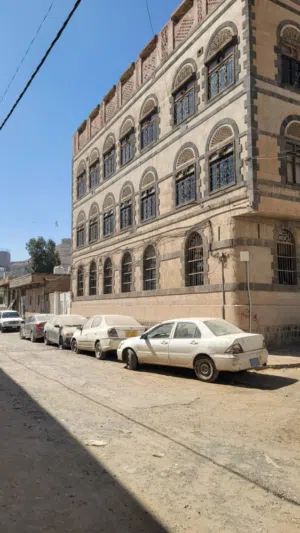 170 m2 More than 6 bedrooms Townhouse for Rent in Sana'a Diplomatic Area