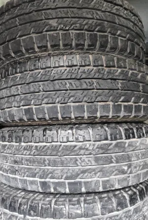 طقم 225/75R16 LT 10PR