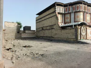 قطعه ارض للبيع طابو صرف المساحه 250 م المكان خور الزبير بالقرب من شارع مجمع ابن حيان