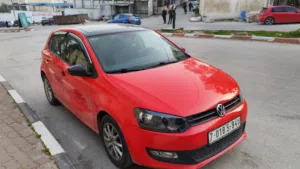 بولو لون أحمر