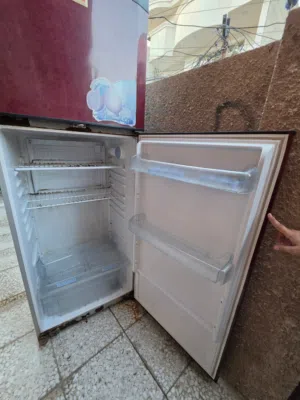 ثلاجة مستعملة للبيع