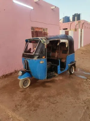 موديل2000  مكنه شاذه 13 ترخيص ن ب السعر 5300 الموقع امدرمان  الثوره الحاره الاولى عمولة 100من المشتر