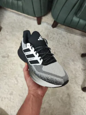 حذاء أديداس أوروبي أصلي جديد 41 ADIDAS ULTRARUN 5 RUNNING