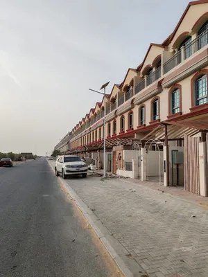 150 m2 . Agent0