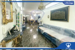 شقه للبيع فى مكان استراتيجى فى مصطفى كامل على الترام