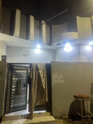 مجمع الرواد اسم مالك المجمع علي شبيب في الجزيرة زين العابدين قرب خطوة الامام الحسين  لبيت ماصالي سنة
