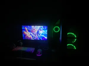 يعتبر جديد PC للبيع