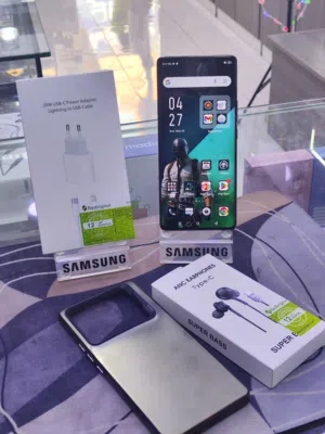 Infinix Note 40 Pro 256 GB in Zarqa