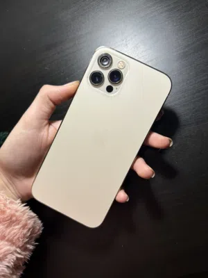 ايفون 12 برو