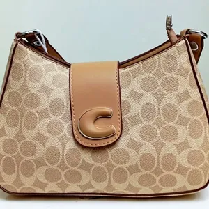 ladies handbags