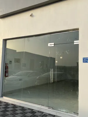 محلات تجاريه للإيجار شارع النزهة وعلى شارع حيوي