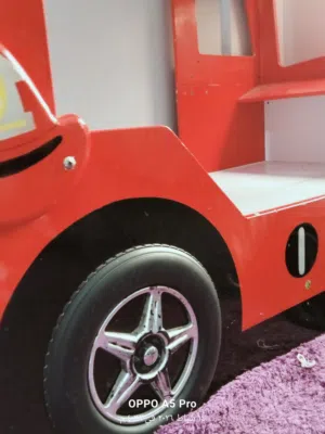 تخت اطفال طابقين خشب ثقيل مستعمل خفيف جدا