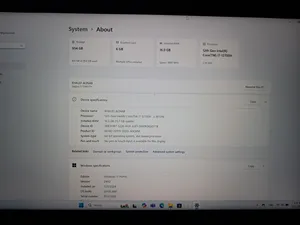 Lenovo . Windows . 15.6"3