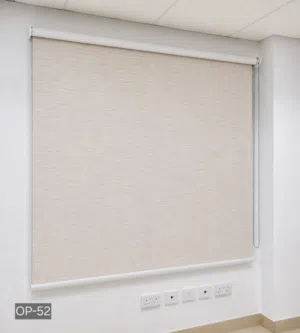 ستائر رول عازل للشمس والحرارة Roller & Zebra Blinds – Sunlight and Heat Resistant