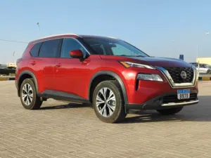Used Nissan Rogue in Muscat