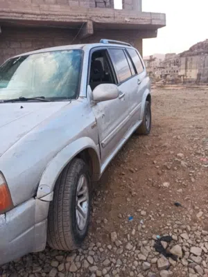 موديل Lx للبيع سعر عرطه وسيارة نظيفه مضمونه من الصدام لصدام تحتاج اللقليل من التعديلات صاحبها محتاج