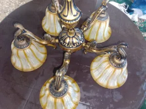ثريا معدن بحاله ممتازه