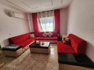 طقم كنب وغرفة نوم للبيع 300 دينار