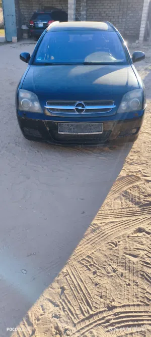 أوبل فيكترا