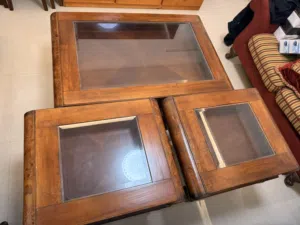 Decorative Table Set
