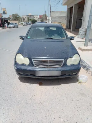 مرسيدس للبيع امورها تمام اتصلي علي رقمي نتفاهمو