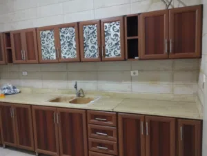 متوفر شقتين جنب بعض للايجار في عين زارة مشروع الموز