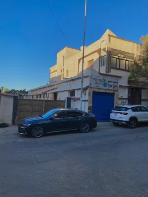 فيلا تجارية دورين في حي الأندلس