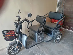 Electric Bicycles . Used0